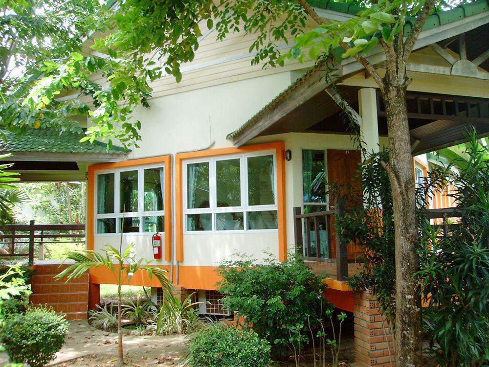 Lanta Palm , - Hotel