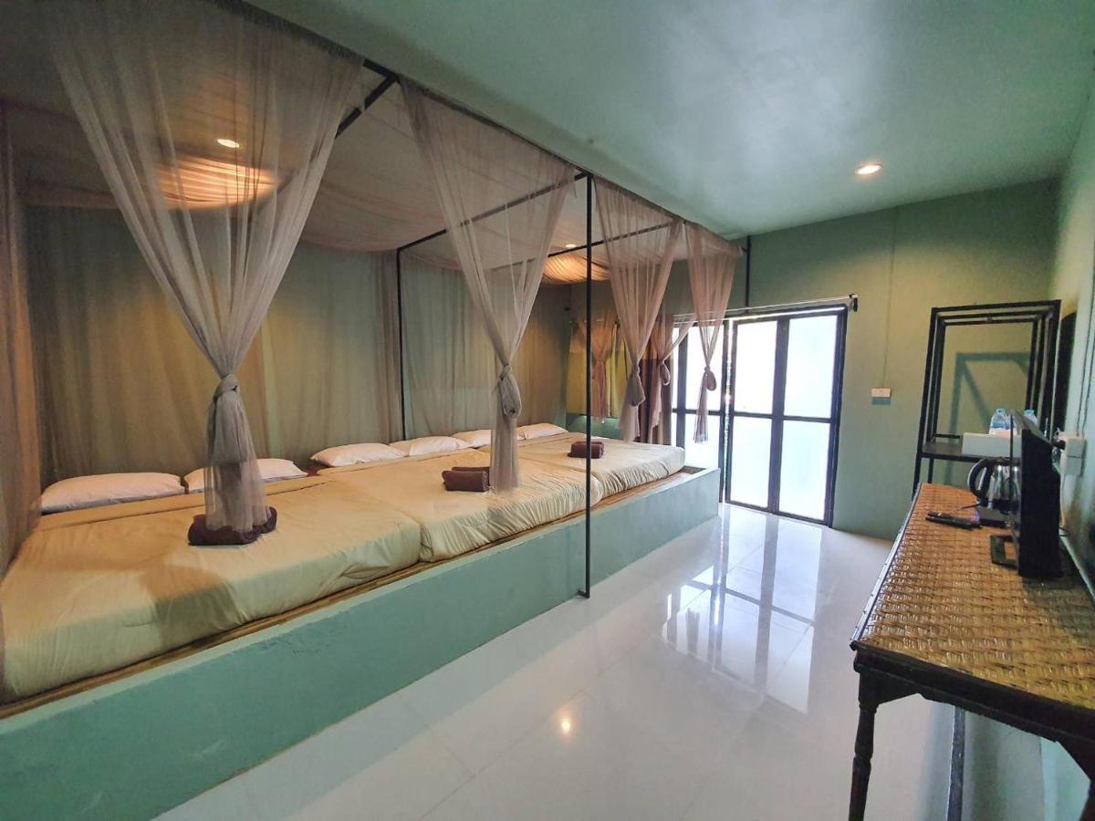 Nai Fun Resort 3*