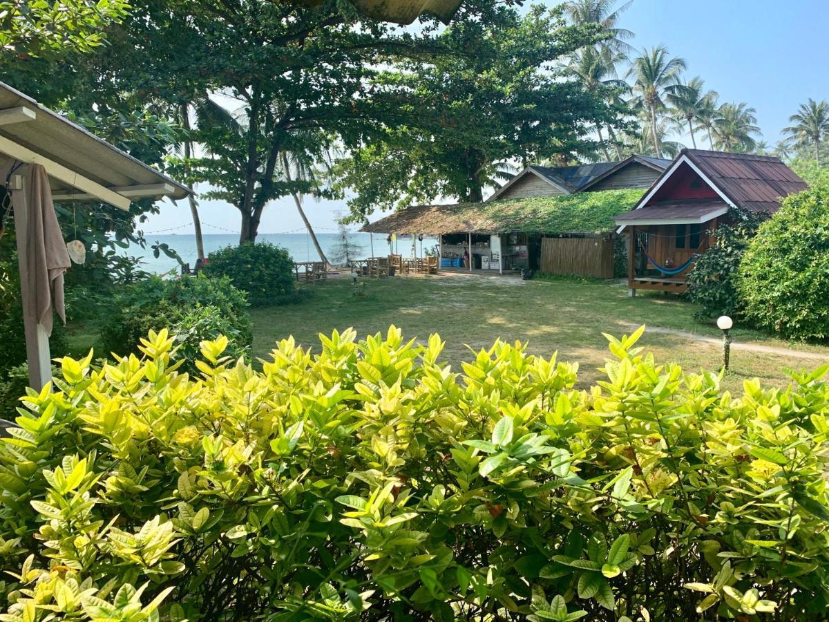 Resort Colorful Hut