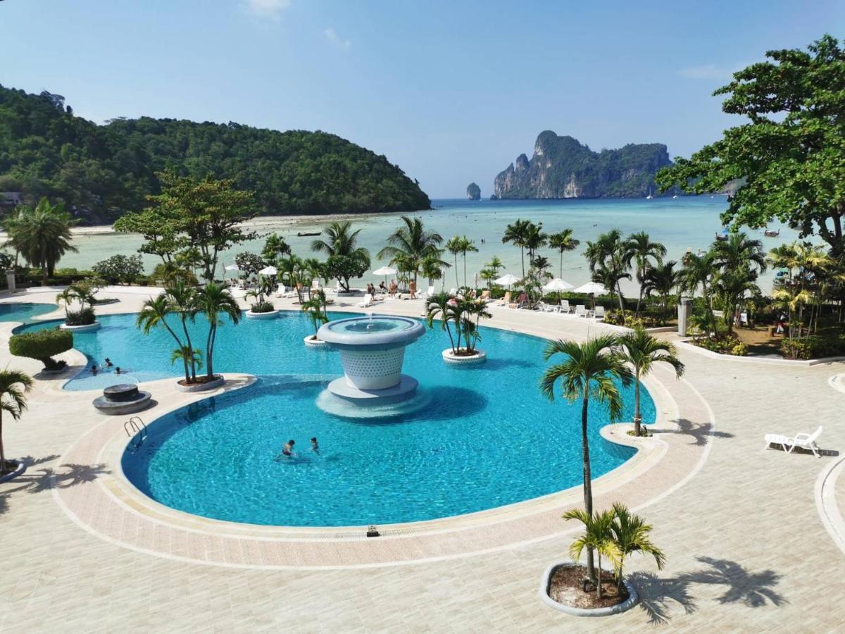 Island Hotel