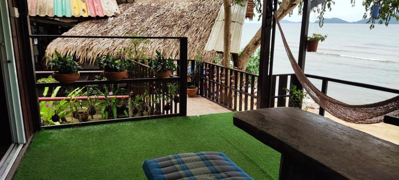 Maya Guest House@coffee * Koh Chang