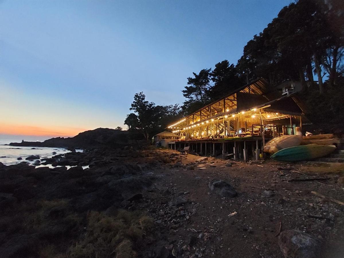 Cliff 3*