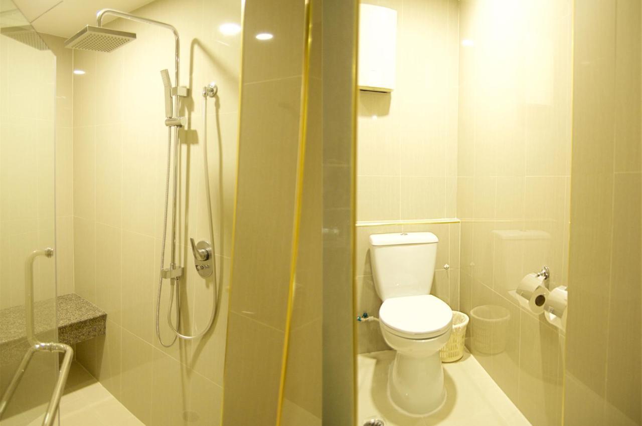 Jolly & Thapra Hotel 3*