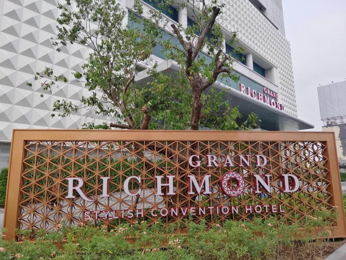 Grand Richmond Stylish Convention 5* Nonthaburi
