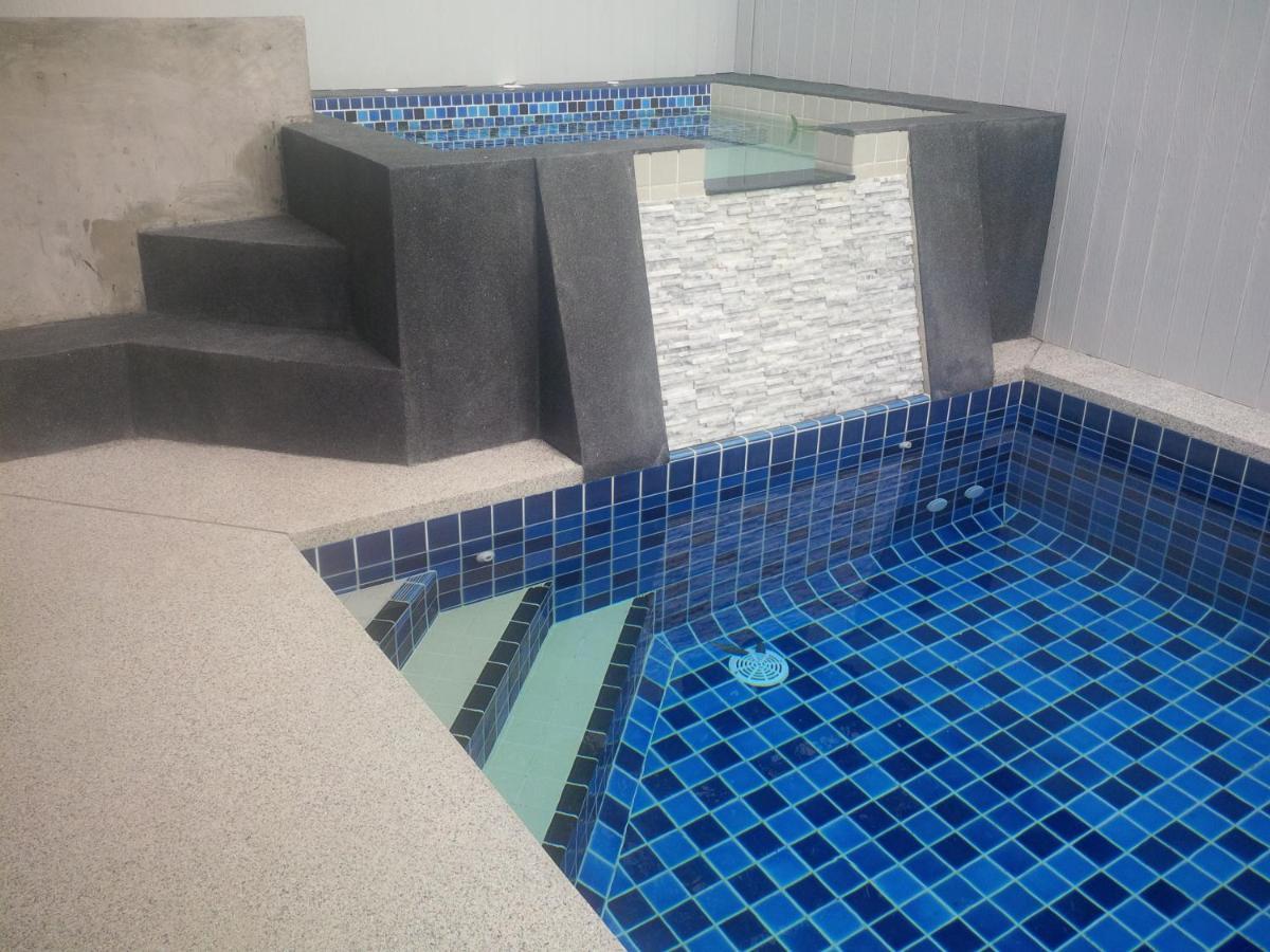 Rosa With Private Pool And Jacuzzi 100m To Pattaya