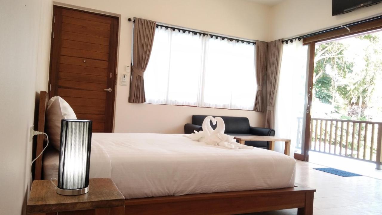 Le Grand Bleu Hotel Wok Tum
