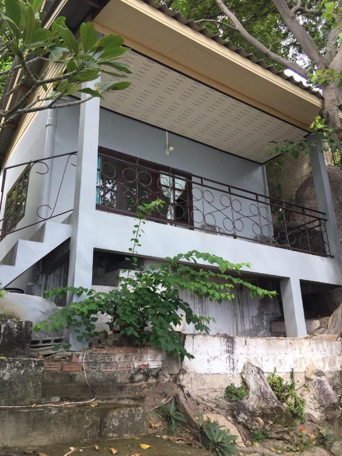 Resort Rocky Koh Tao