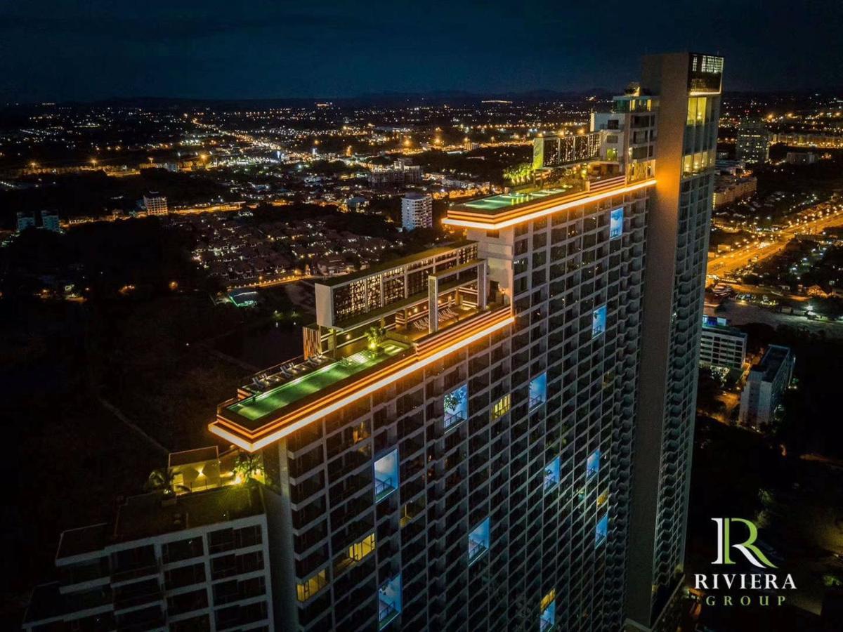 Apartment Riviera By Daisy Pattaya