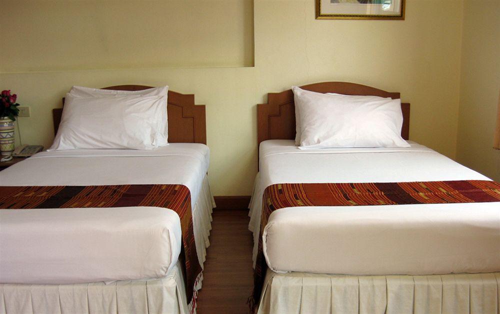 Hotel Chomsin ชมสินธุ์ Hua Hin