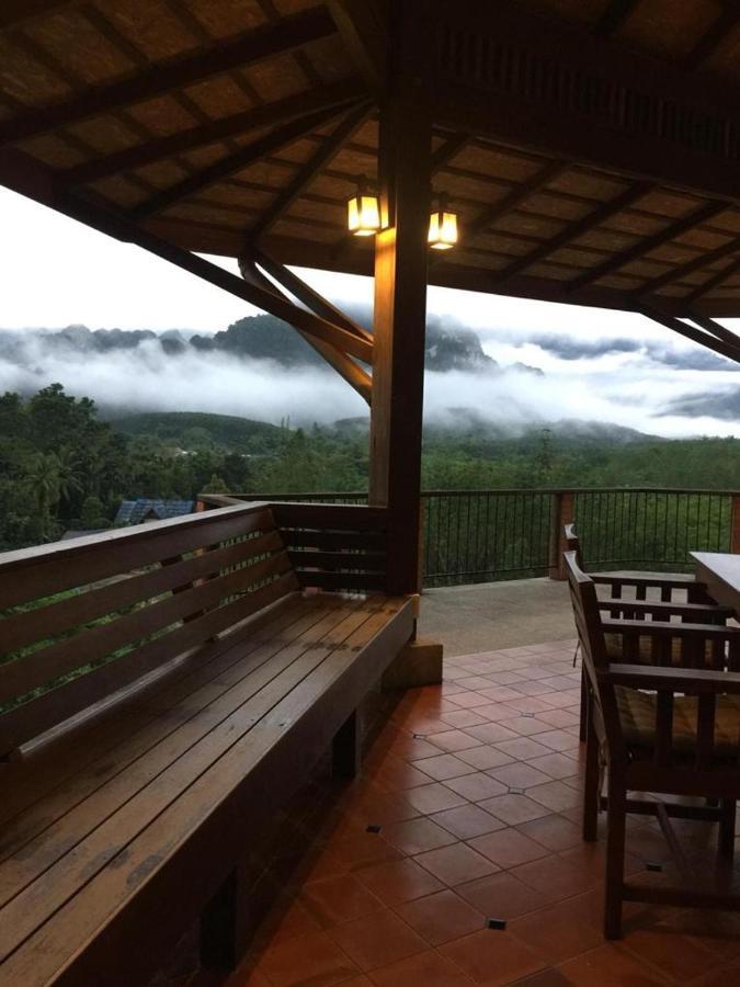 Billion Views Khaosok Guest house *
