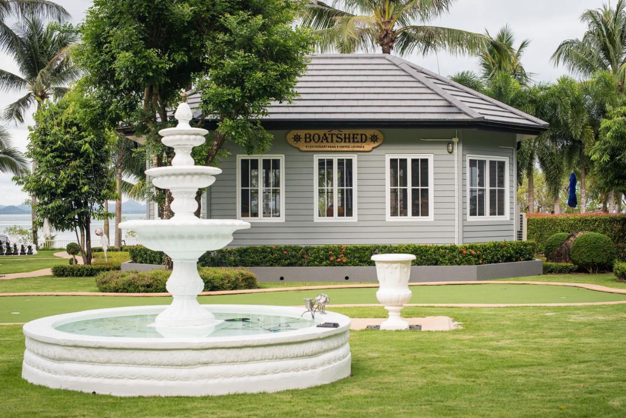 Crown View Resort *