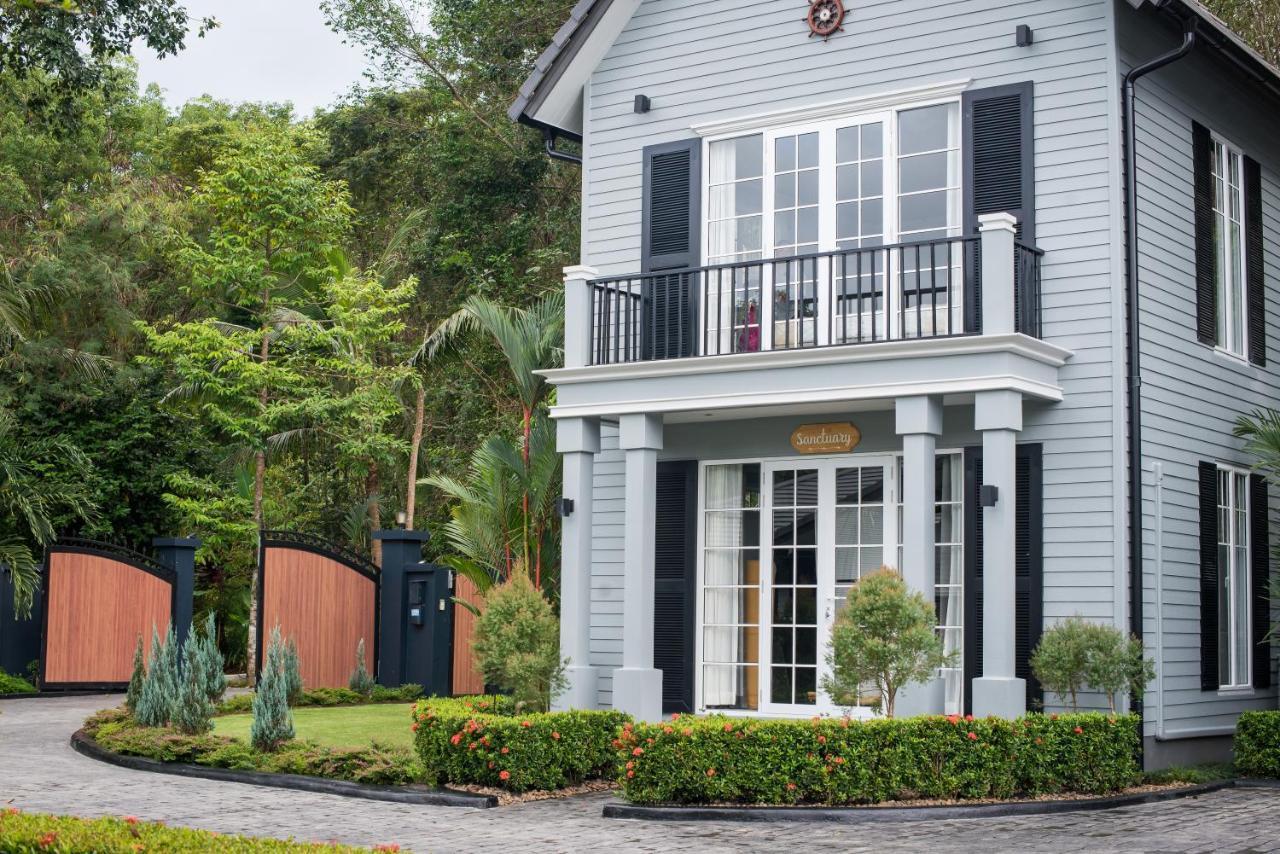 Crown View Resort