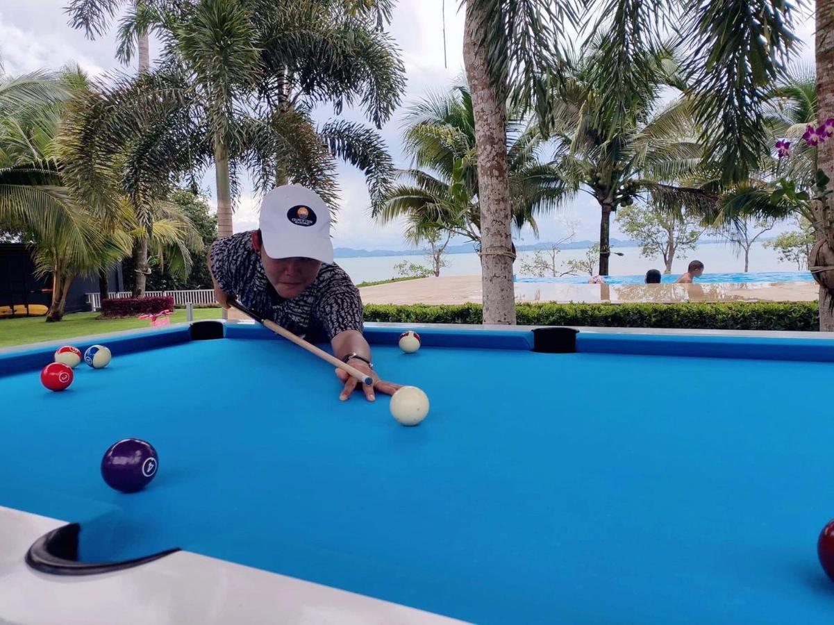 Crown View Resort