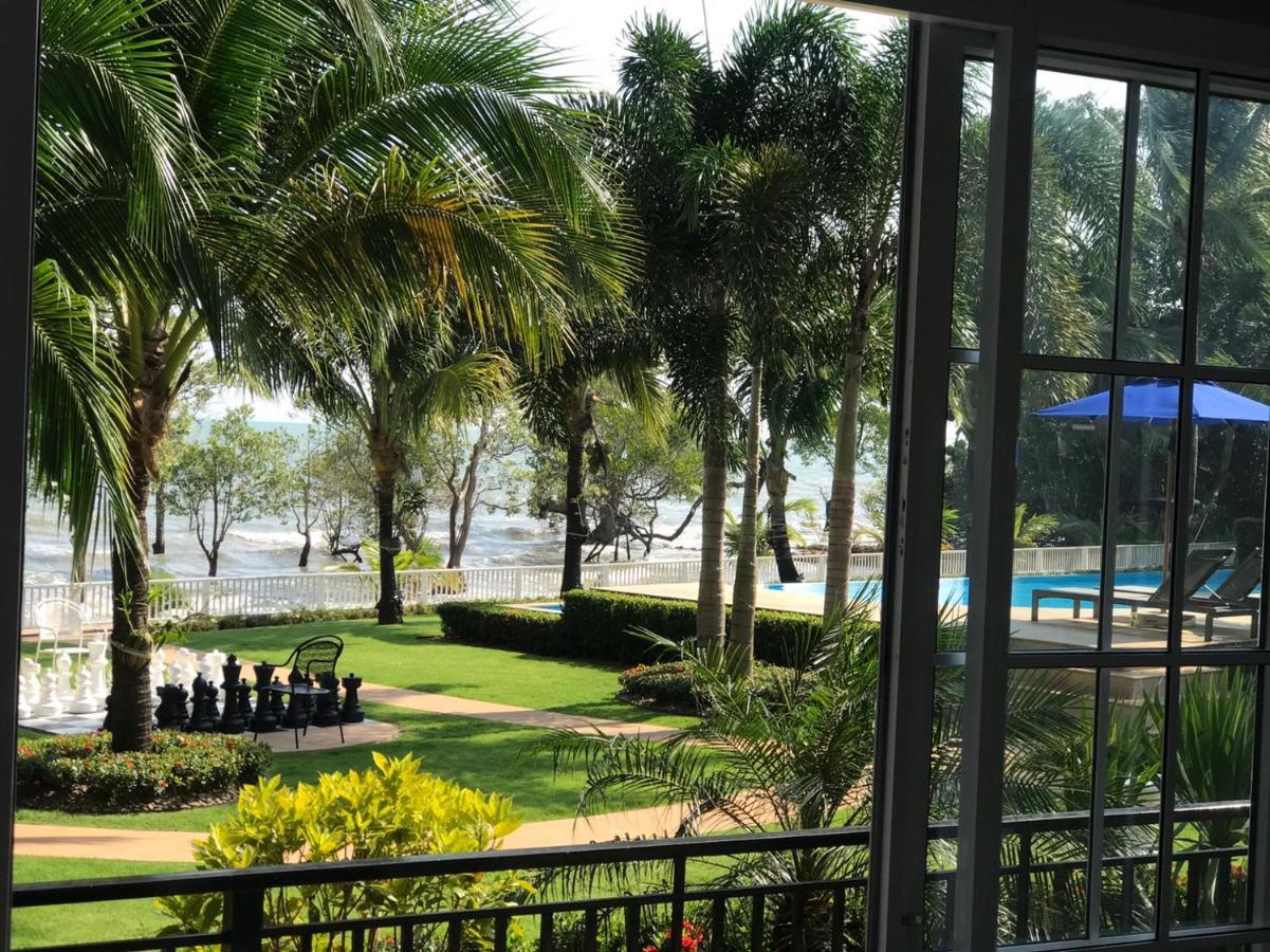 Crown View Resort