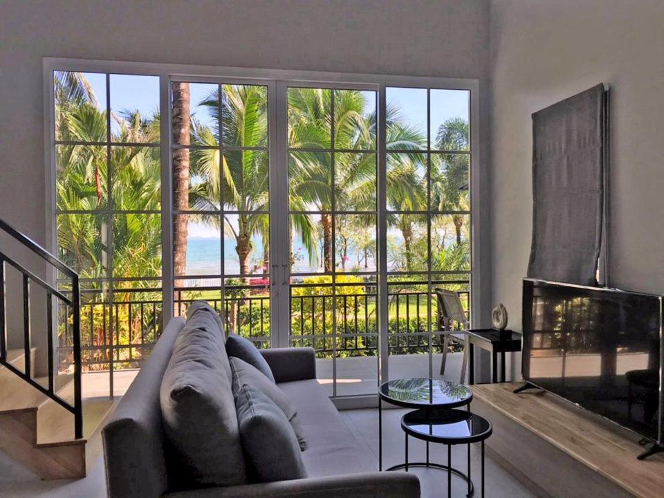 Crown View Resort