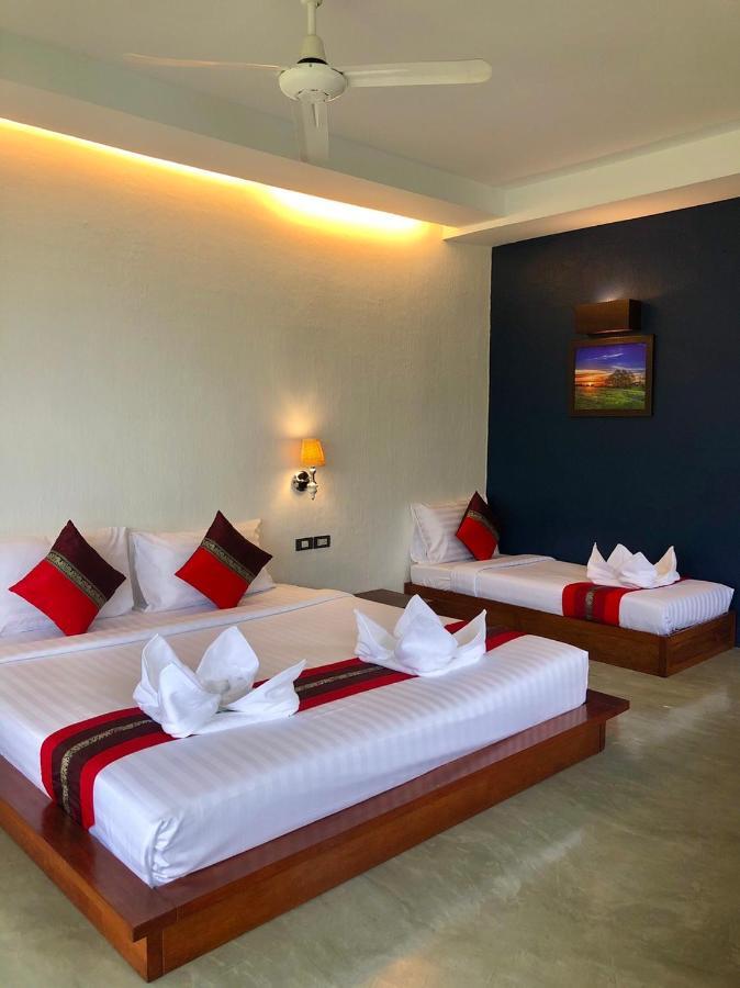 Diamond Village Pensão
