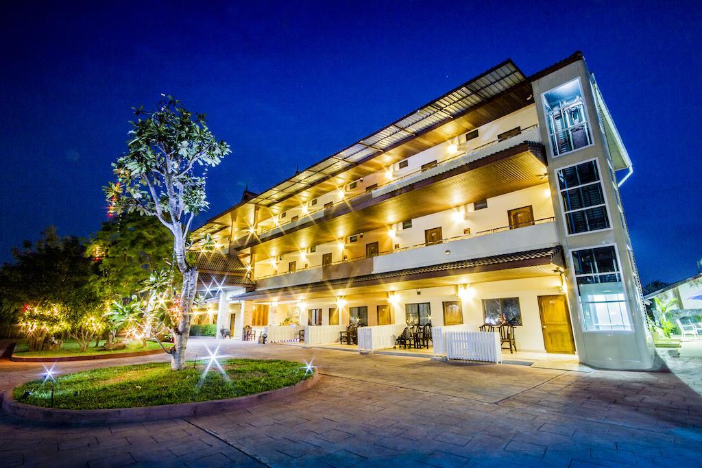 Hotel Baan Tong Tong