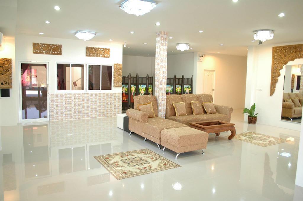 Isabel Boutique Hotel 3*