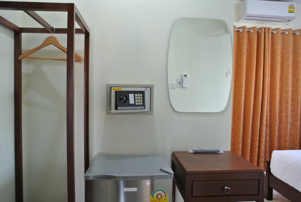 Baan Taweesuk Guest house