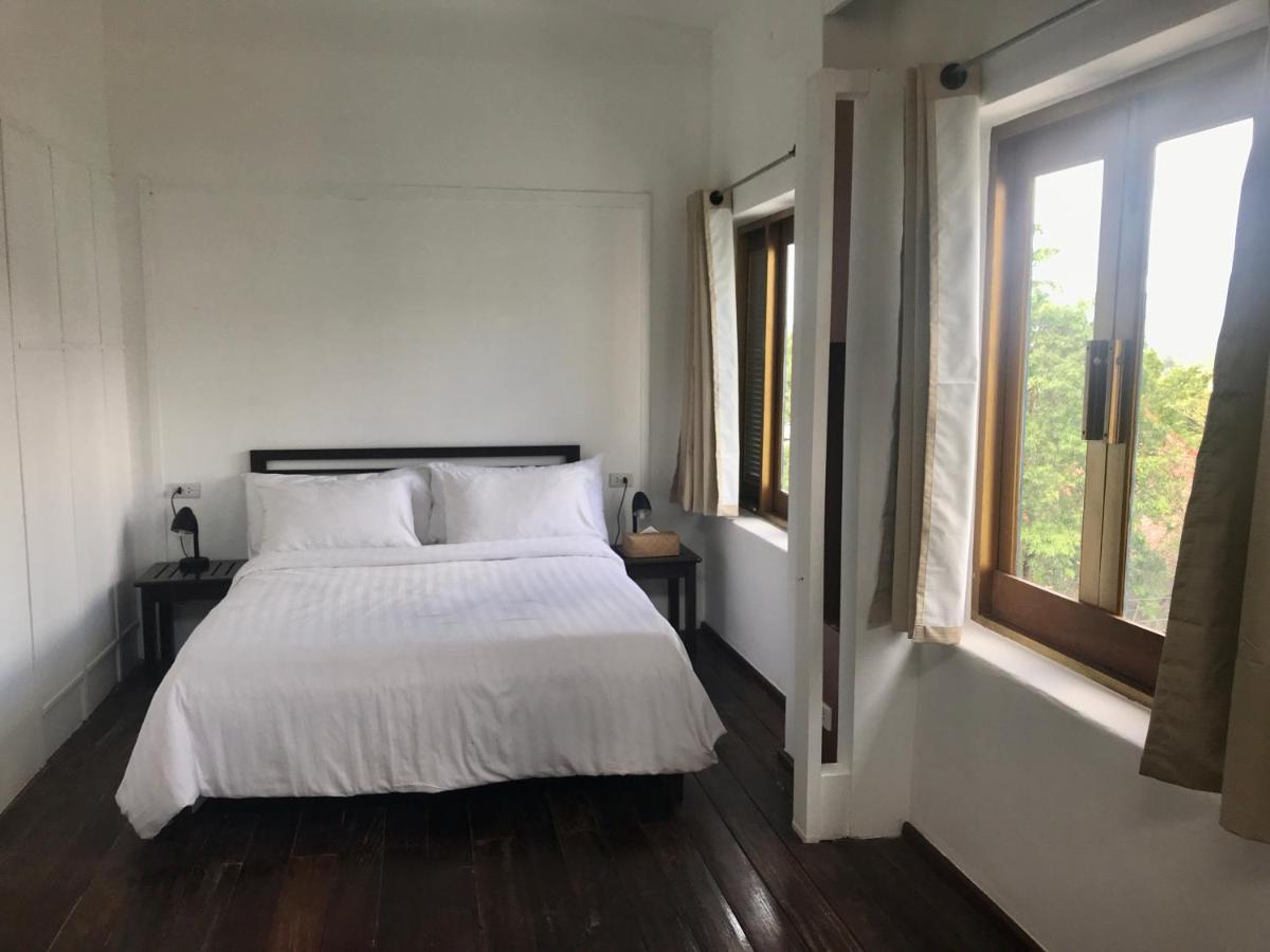 Colors - Aonang Ao Nang