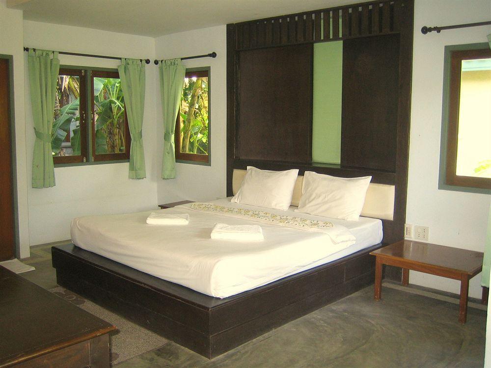 The Samui Native 3* Mae Nam