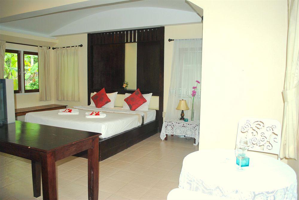 The Samui Native 3* Mae Nam