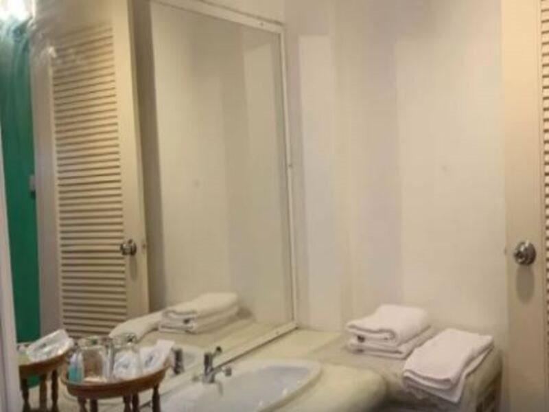 Hotel I Am