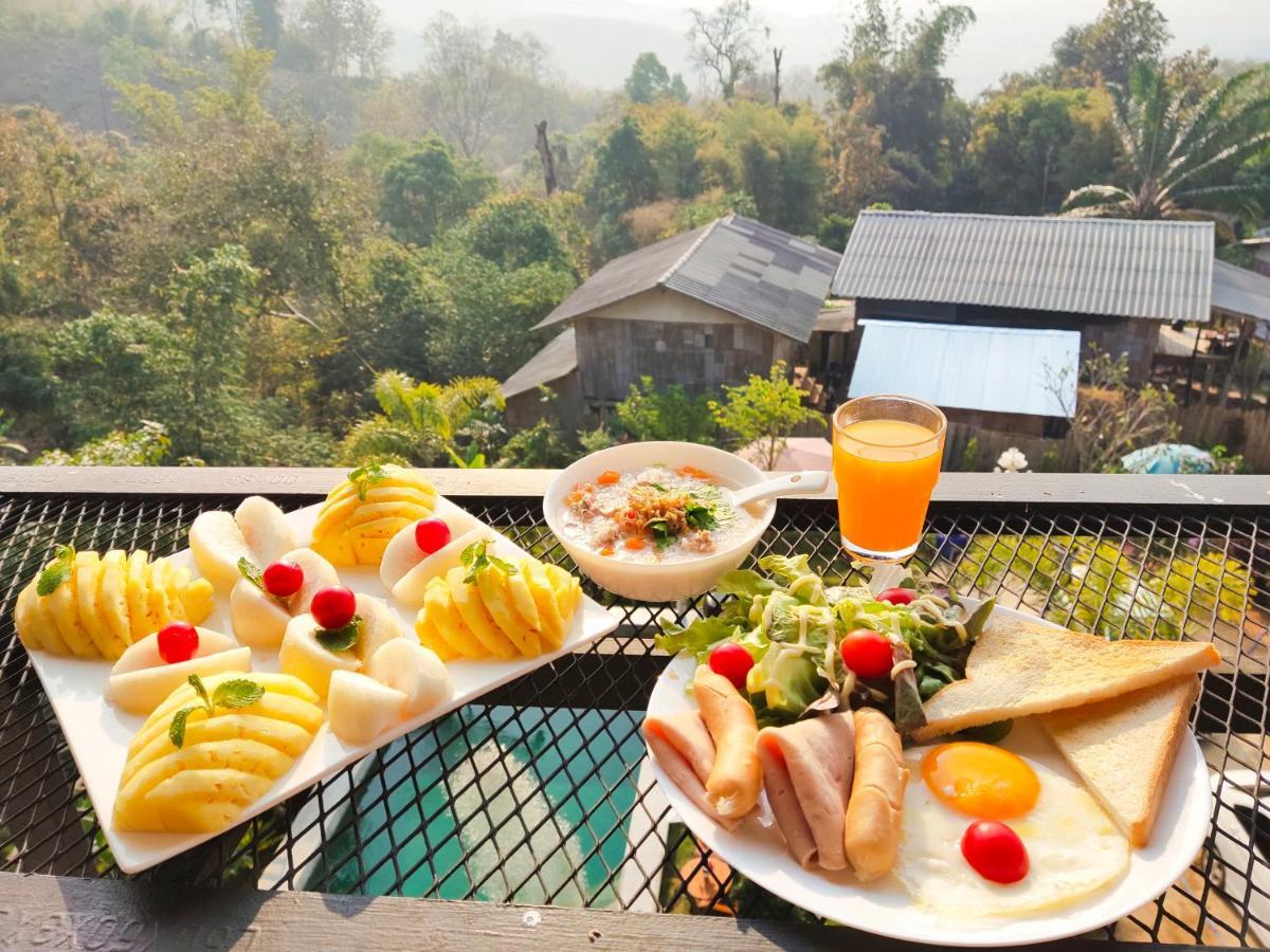 บ้านภูคำฟ้า ดอยปู่ไข่ Baan Phu Kham Fah 4* Chiang Rai