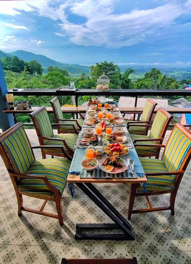 บ้านภูคำฟ้า ดอยปู่ไข่ Baan Phu Kham Fah Hotel