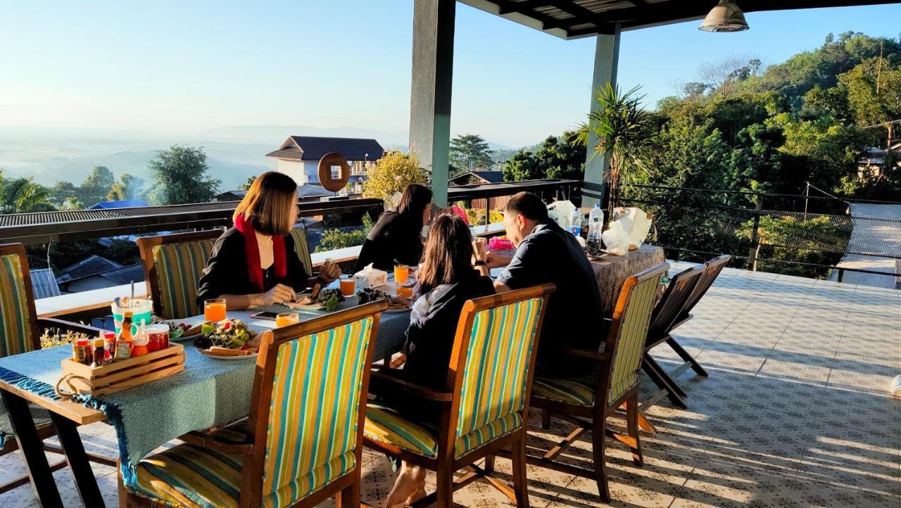 บ้านภูคำฟ้า ดอยปู่ไข่ Baan Phu Kham Fah 4*