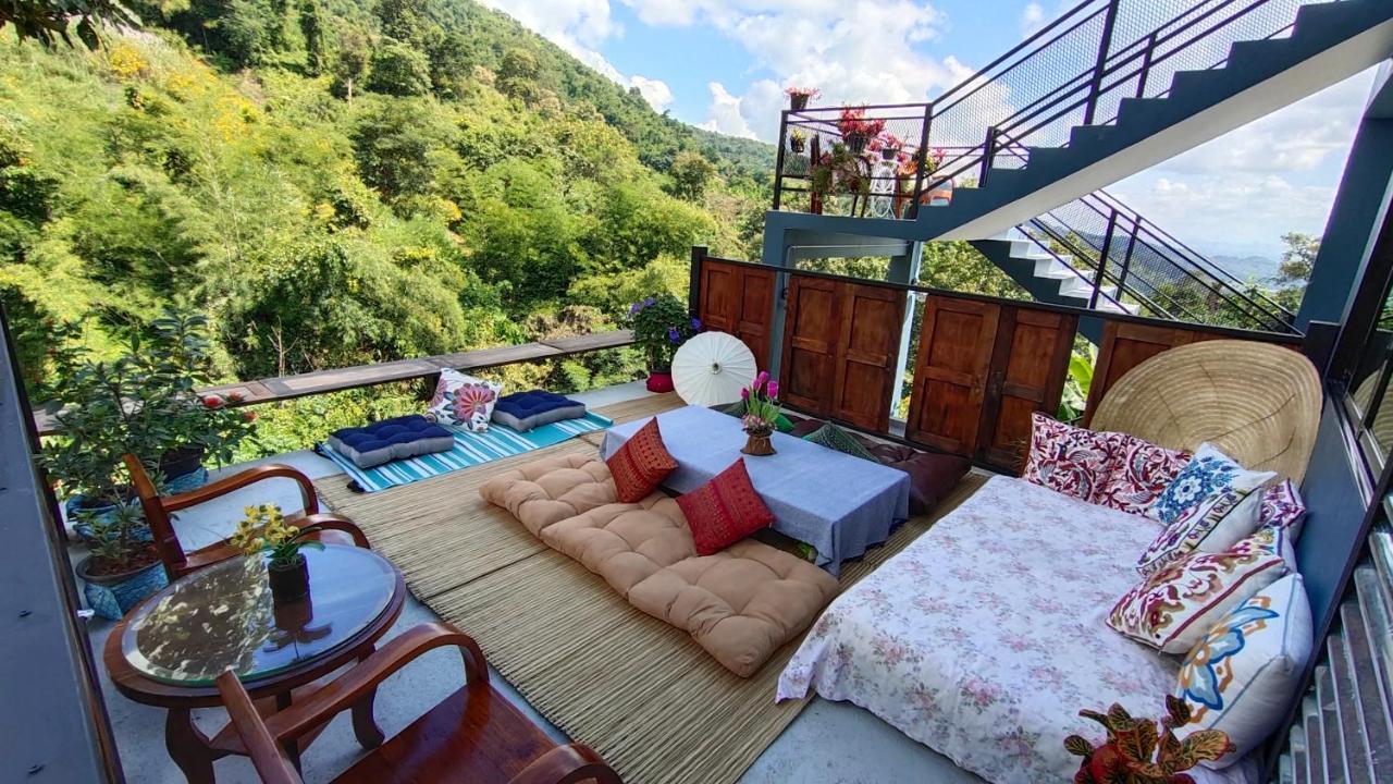 บ้านภูคำฟ้า ดอยปู่ไข่ Baan Phu Kham Fah Hotel Chiang Rai