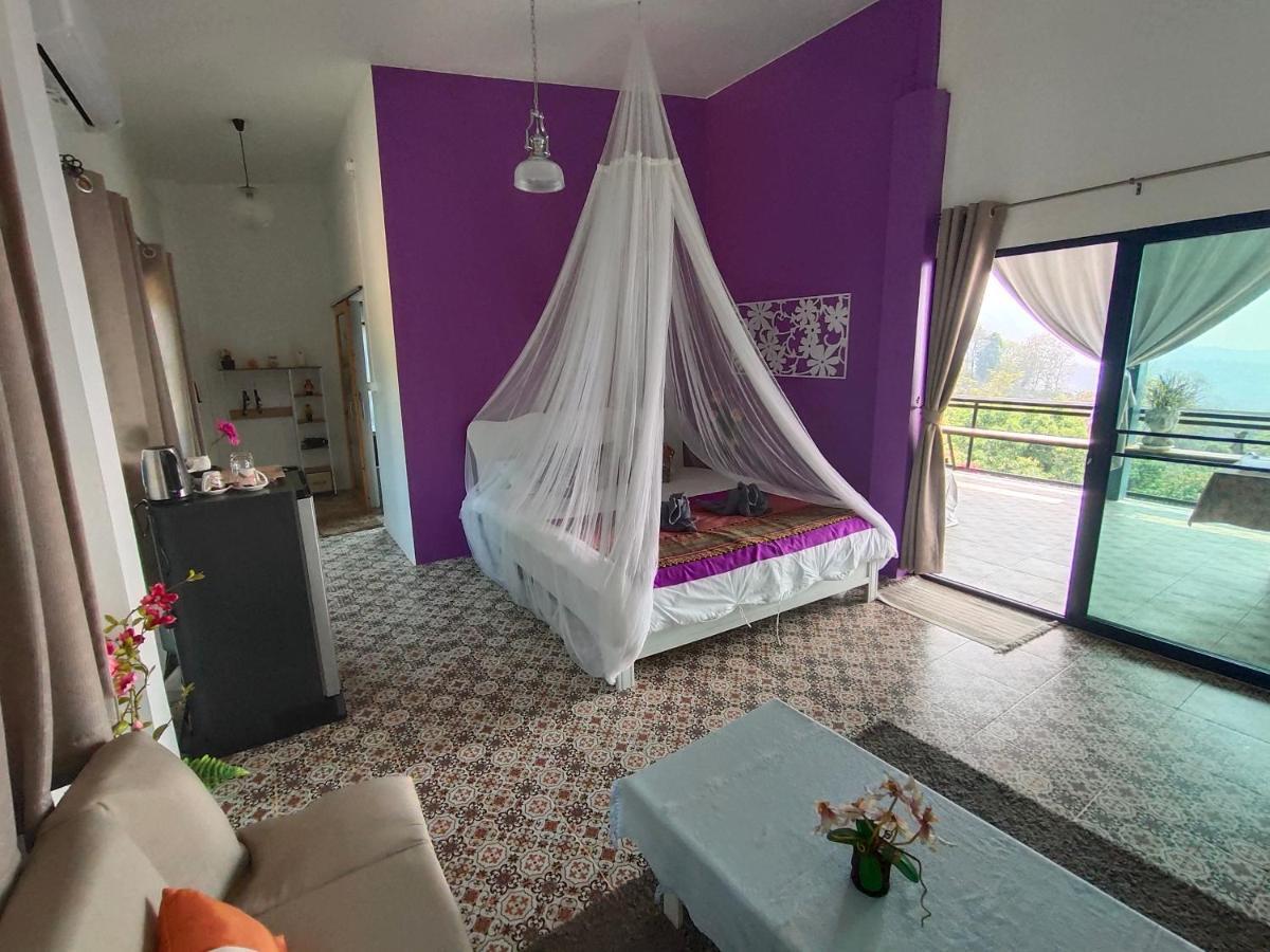 บ้านภูคำฟ้า ดอยปู่ไข่ Baan Phu Kham Fah Hotel Chiang Rai