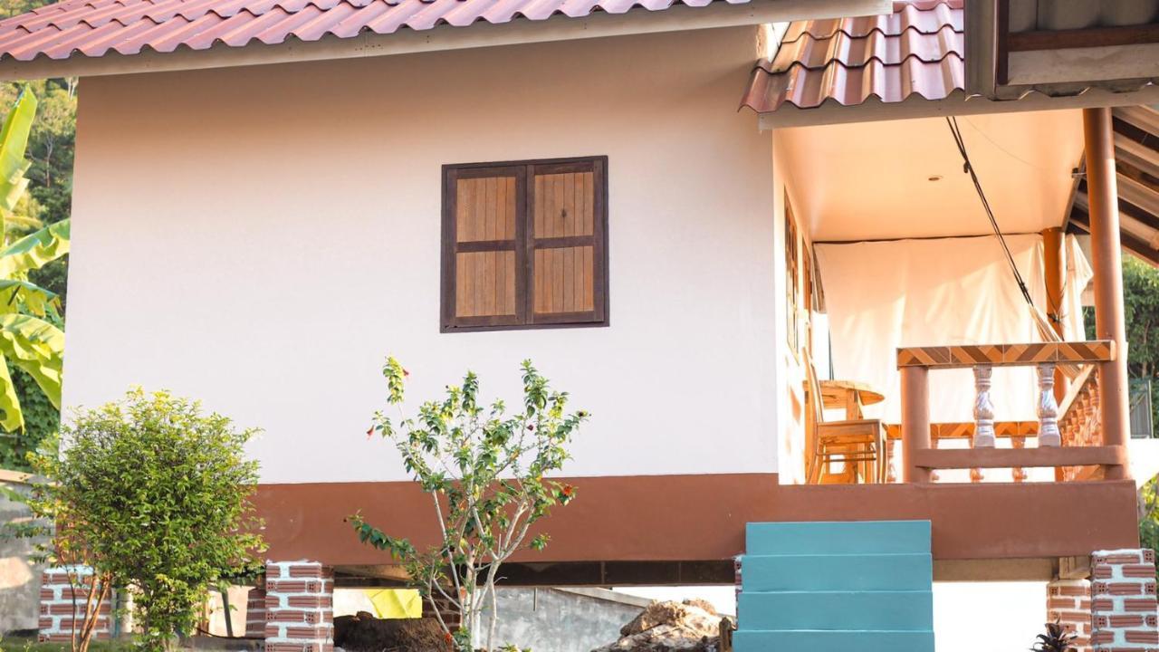 J.b.hut Resort Haad Yao