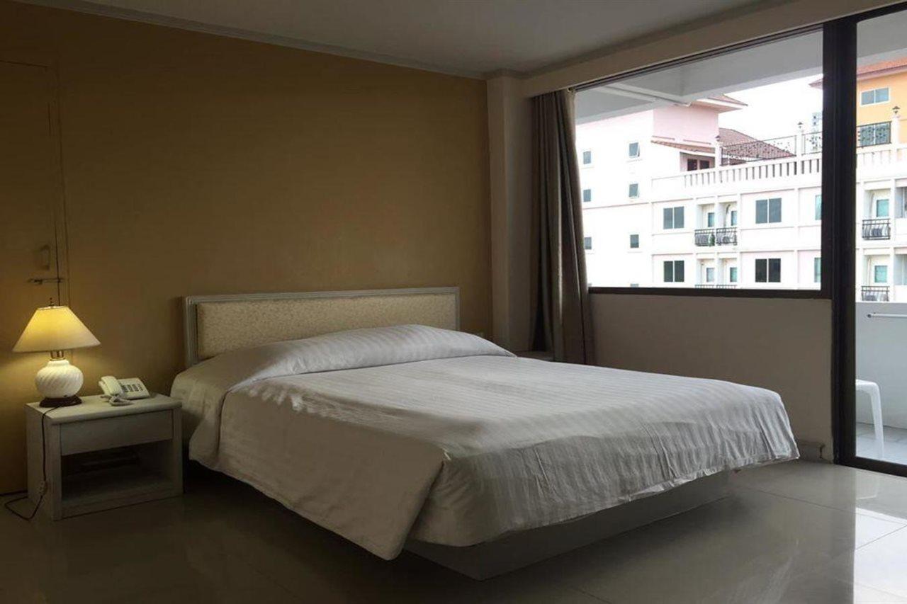 Jomtien Longstay Hotel 3*