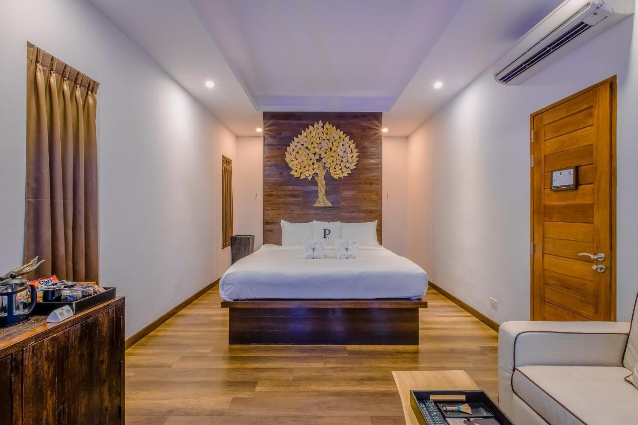 The Privilege Ezra Club Hotel