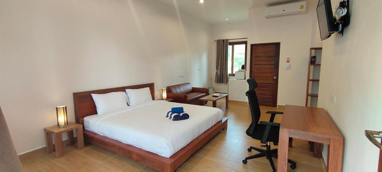 Le Grand Bleu Hotel 3*