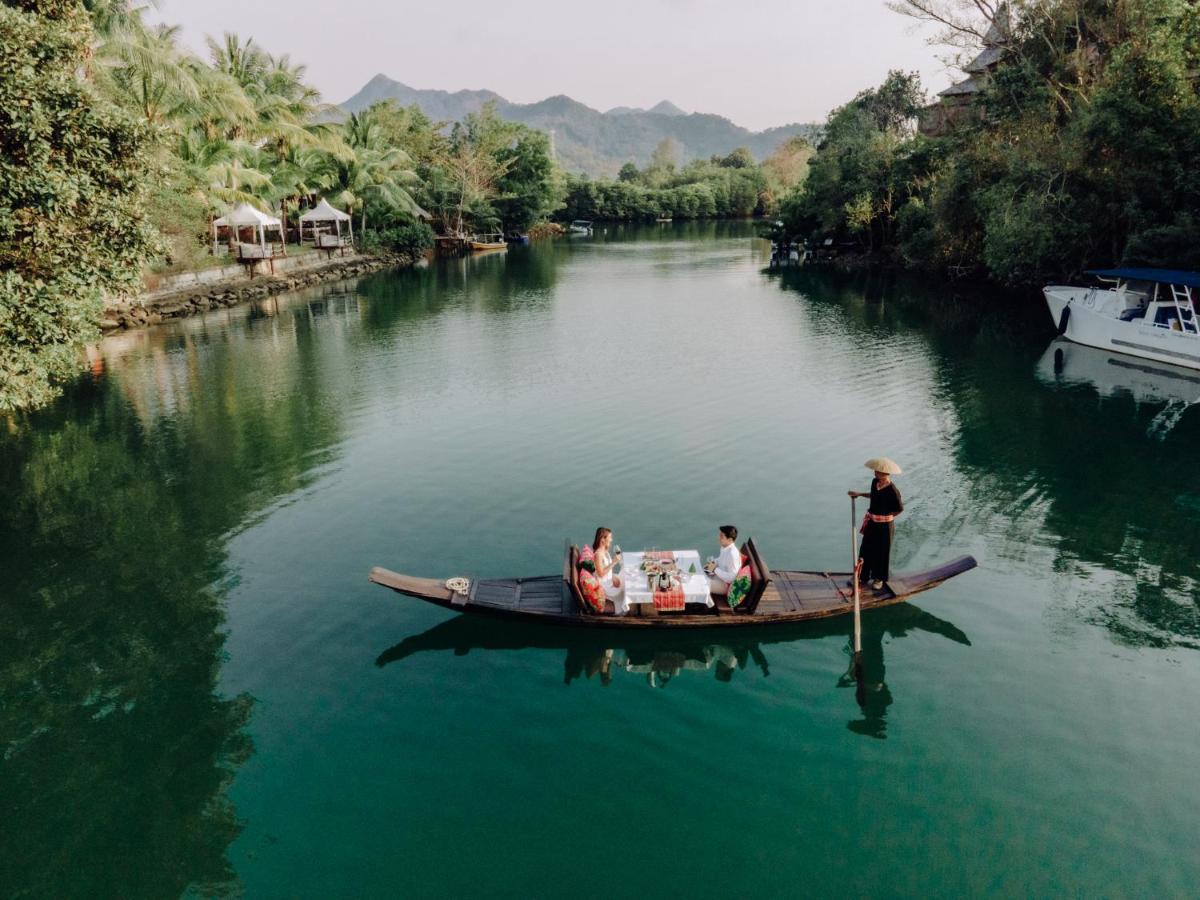 Aana & Resort Koh Chang
