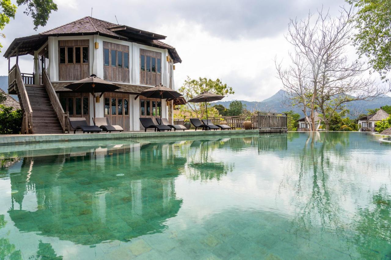 Aana & Koh Chang