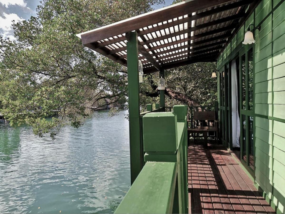 Aana & 4* Koh Chang