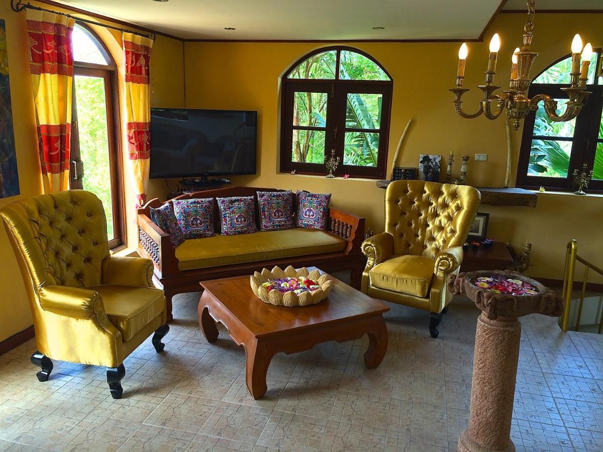 Villa Ever Dreamed Of Staying In A 4 Bedroom Castle Sdv044a-by Samui Dream *