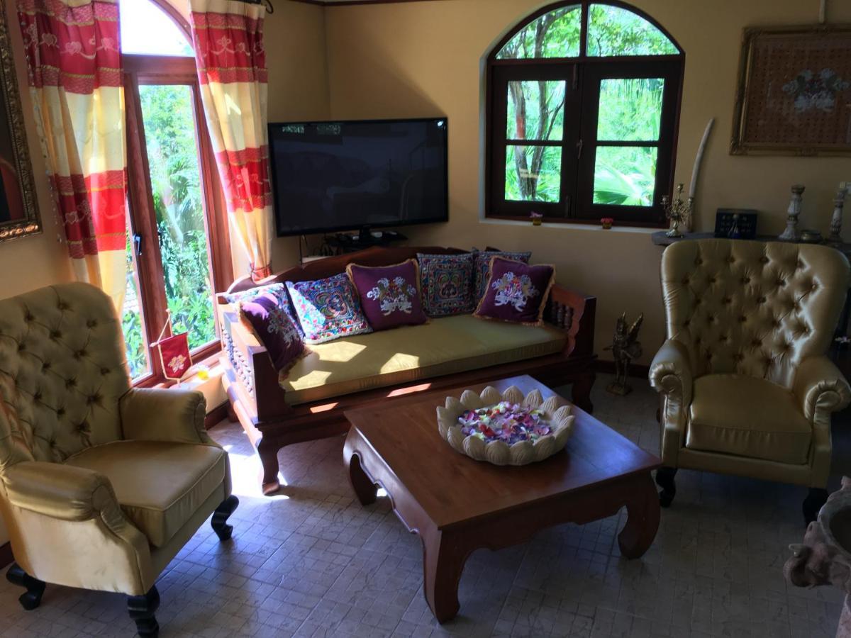 Ever Dreamed Of Staying In A 4 Bedroom Castle Sdv044a-by Samui Dream Villa *