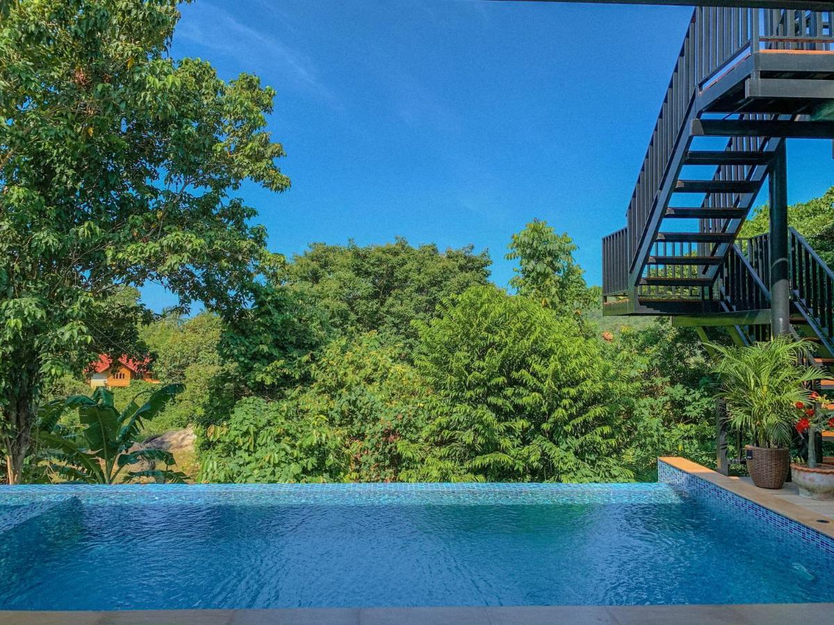 Baan View Talay Pool *
