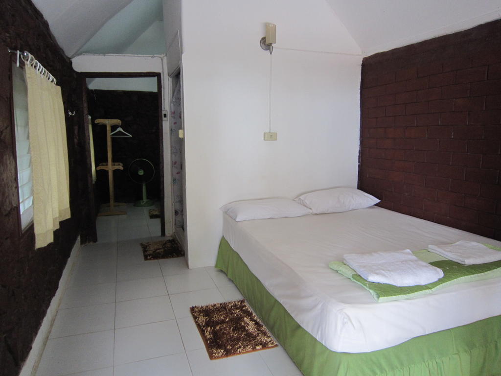 Pine Resort *