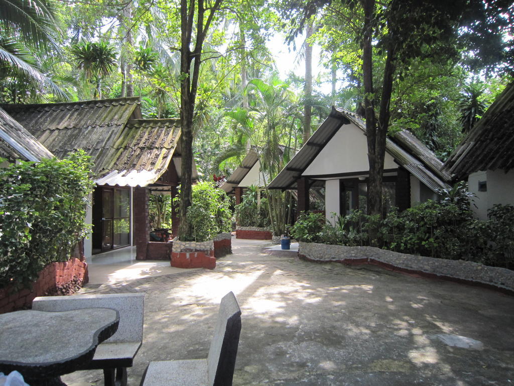 Pine Resort *