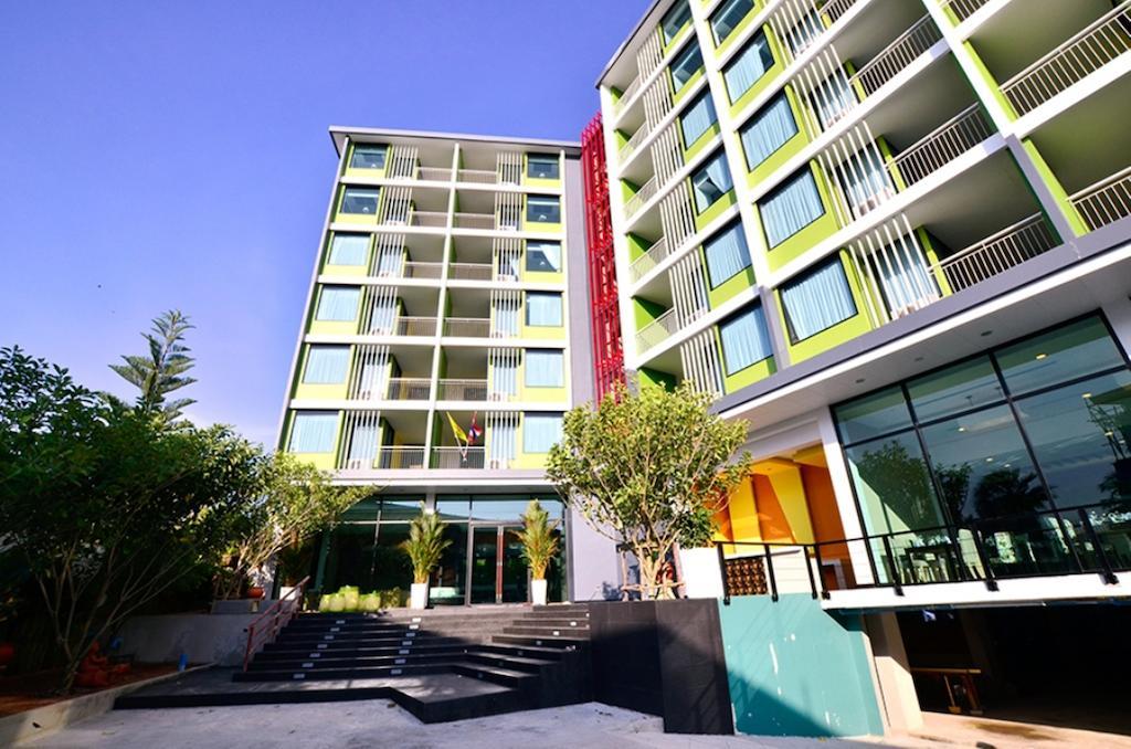 Lakkhana Poolside Pattaya