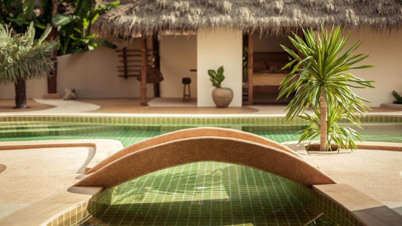 Baan Thamarchat 3 13 Bedrooms & Shala Holiday home Hinkong