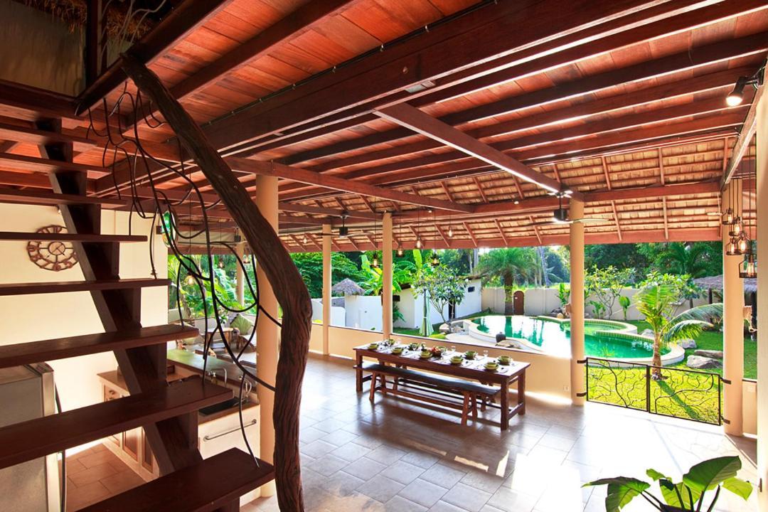 Baan Thamarchat 3 13 Bedrooms & Shala Holiday home Hinkong
