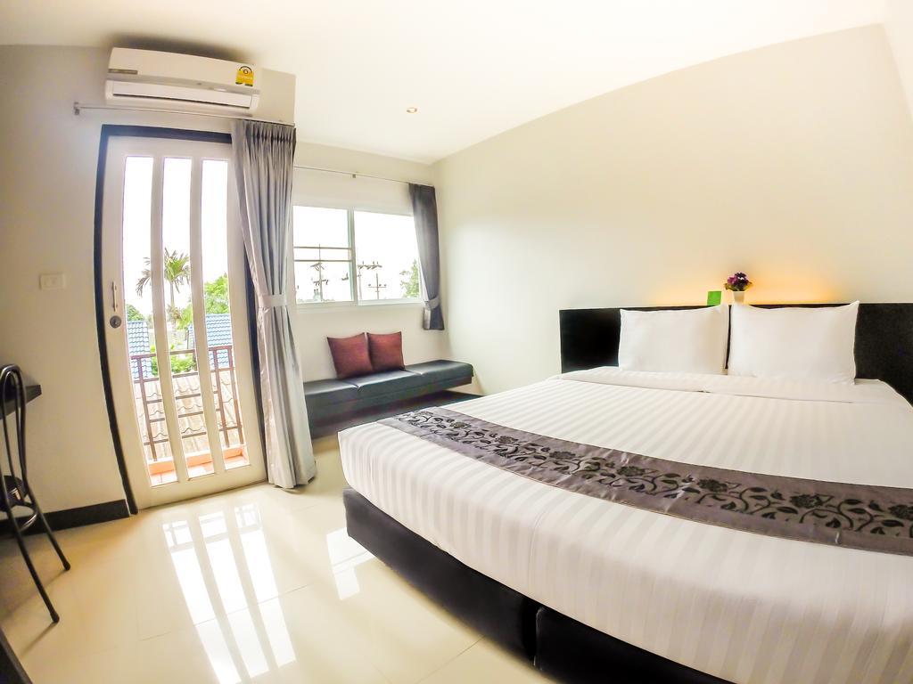 My Place Phuket Airport Mansion 2*