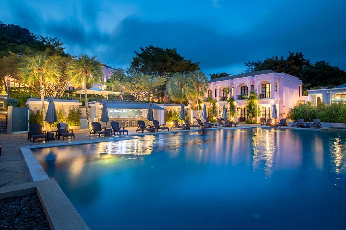 Absolute Sanctuary (adults Only) 4*