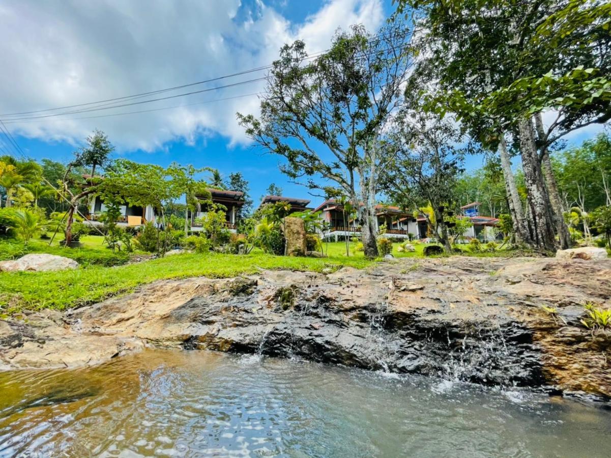 Resort Phurin Thara *